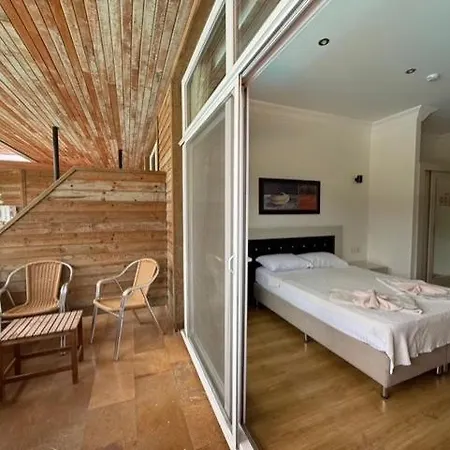 Otel Lycian Center *