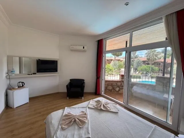 호텔 Lycian Center